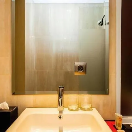 Hotel Urban Falatehan Blok M-3